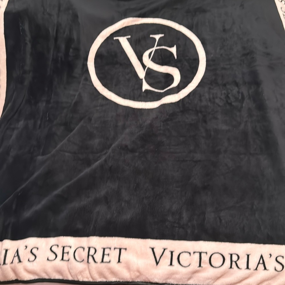 Victoria’s Secret throw